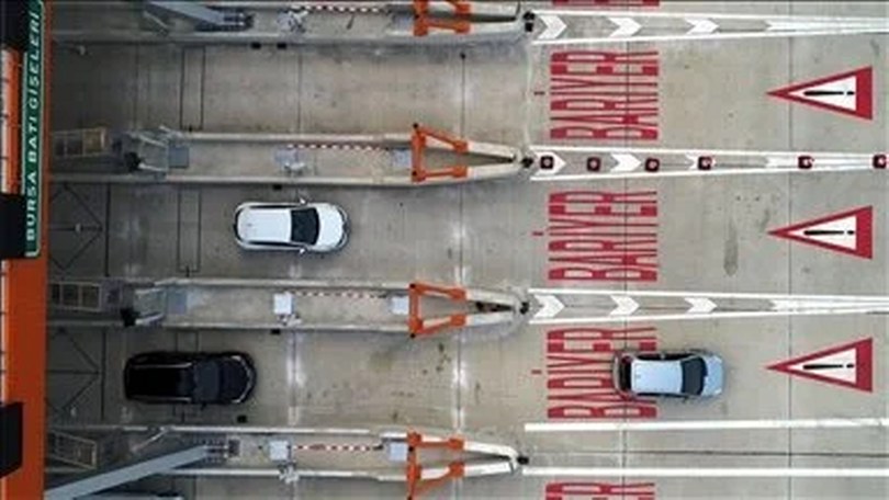 Hızlı Geçiş Sistemi’ni geçen yıl 526,4 milyon araç kullandı