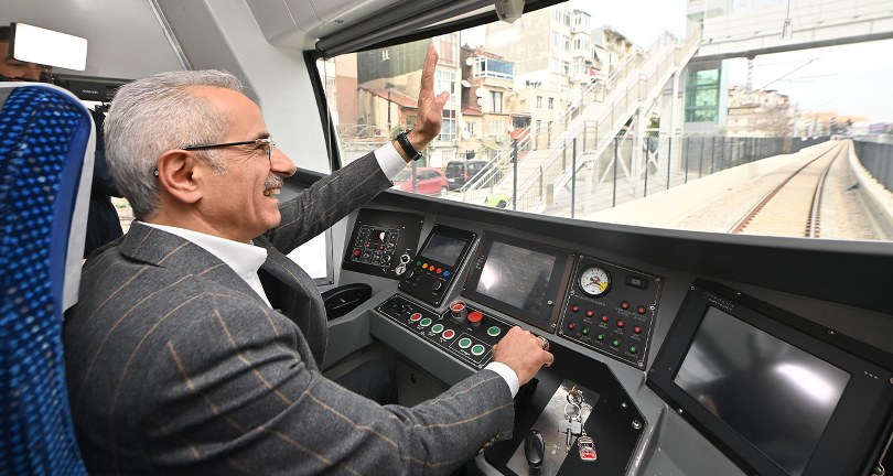 Sirkeci -Kazlıçeşme Raylı Sistem Hattı’nı bir haftada 80 bin yolcu kullandı