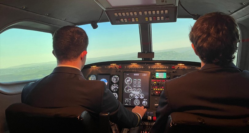 Öğrenciler bu eğitimle sınıf içerisinde binlerce feet yüksekliğe çıkıyor