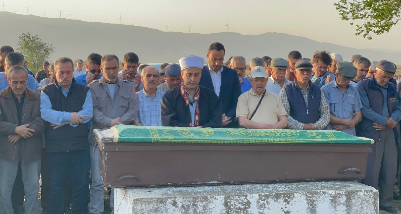 Teleferik kazasında hayatını kaybeden Memiş Gümüş toprağa verildi