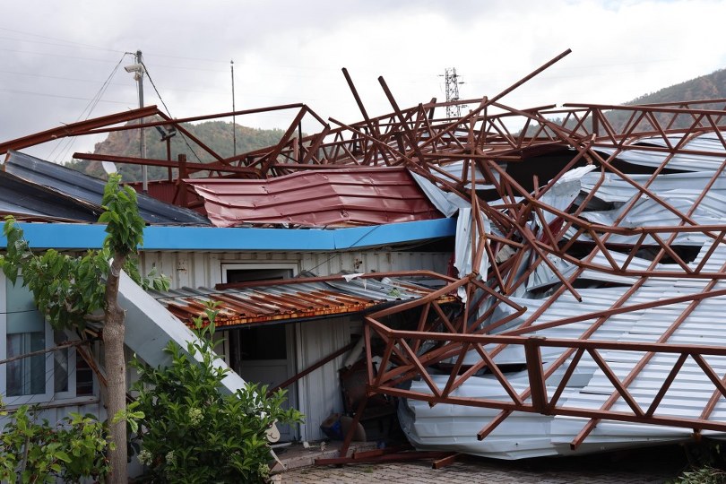 Marmaris’te hortum etkili oldu