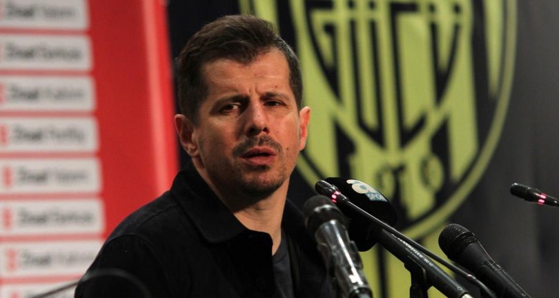 Emre Belözoğlu: “Sosyal medya lağım çukuru”