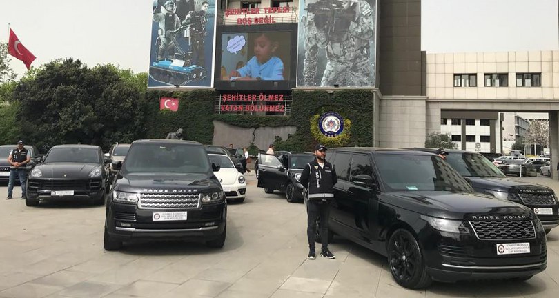 Lüks otomobil kaçakçılığı operasyonu