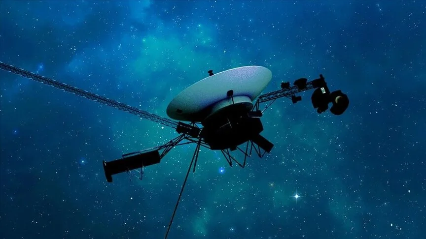 Dünya’ya milyarlarca kilometre uzakta bulunan Voyager 1 uzay aracı, yeniden anlamlı veri gönderdi