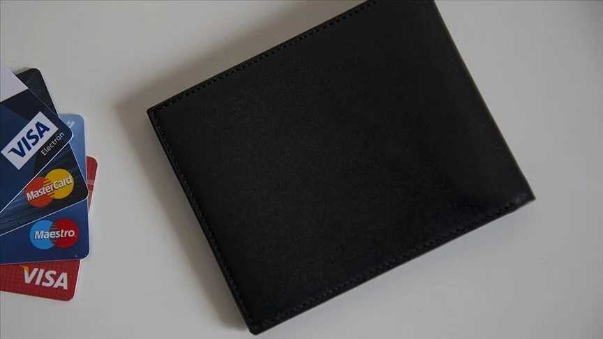 Kredi kartında aylık azami akdi faiz yüzde 4,25’e yükseltildi