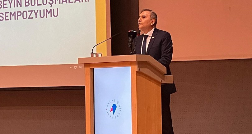 Uzmanlar, dil ve beyin ilişkisini sempozyumda ele aldı