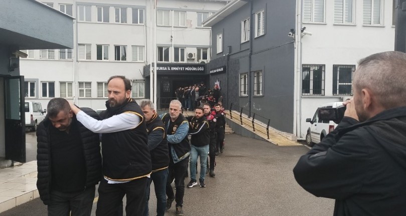 Tefeci çete liderinin mağdur ettiği iş insanı ile şok eden konuşması