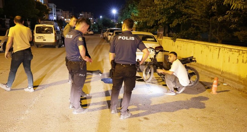 Çaldığı motosikletle kaçan şüpheli kovalamacayla yakalandı