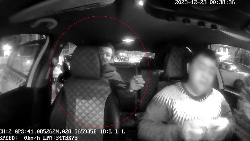 İstanbul’da üniversiteli genç kızın bıçaklandığı olayın görüntüleri ortaya çıktı: “Görürseniz mutlaka ihbar edin”