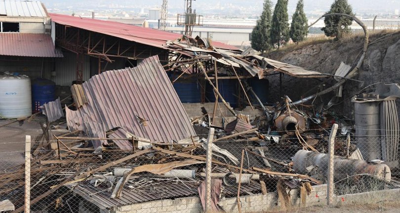 Fabrikadaki patlamanın boyutu gün ağarınca ortaya çıktı
