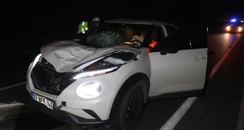 Aracın çarptığı yaşlı adam 30 metre savrularak hayatını kaybetti