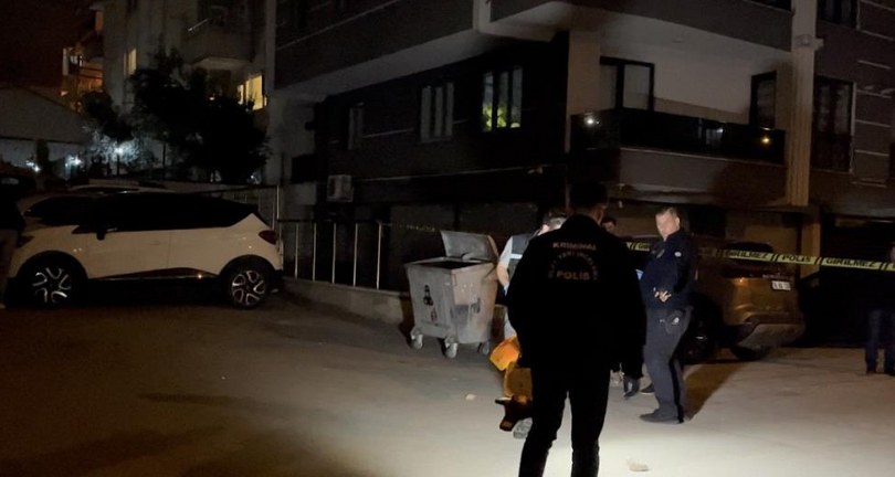 Husumetlisinin evine kurşun yağdırdı