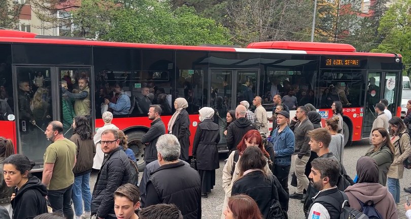 Ankara’da sağanak nedeniyle bazı metro istasyonları hizmet dışı kaldı