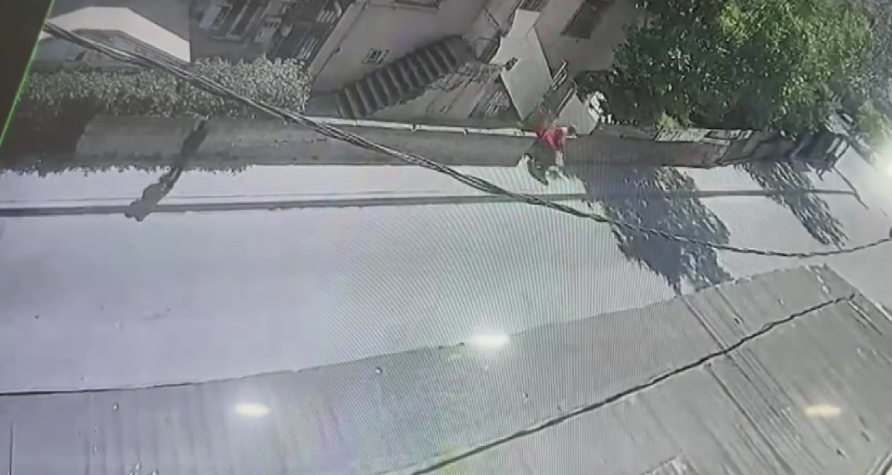  Kafede oturan kişiyi öldürüp kaçtı