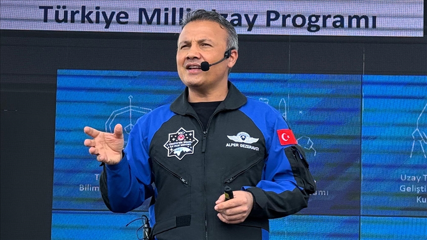 Türkiye’nin ilk astronotu Gezeravcı: Uzay yolculuğunda devletimizin iradesiyle varlık göstermeye devam edeceğiz