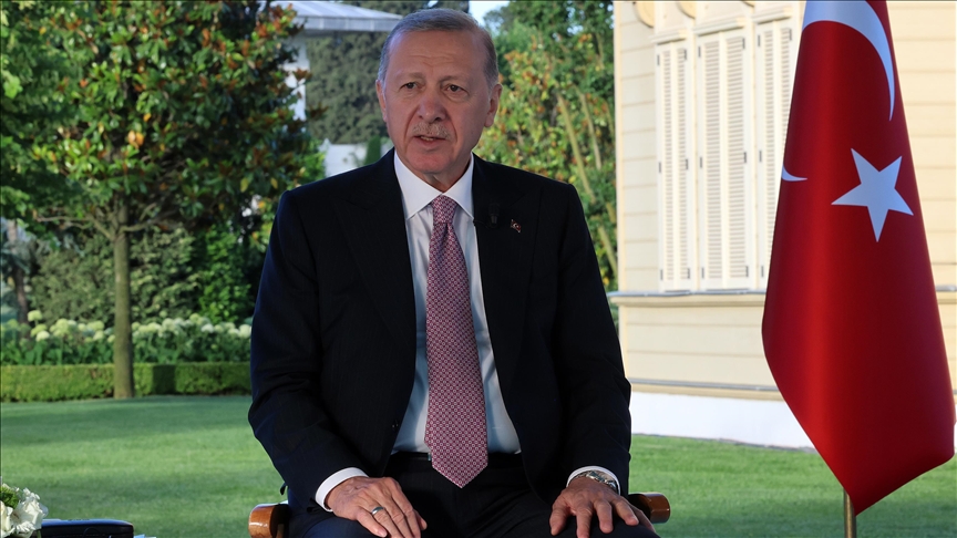 Cumhurbaşkanı Erdoğan: Ülkemizde sigara kullanımında gerileme yaşandığını memnuniyetle müşahede ediyoruz