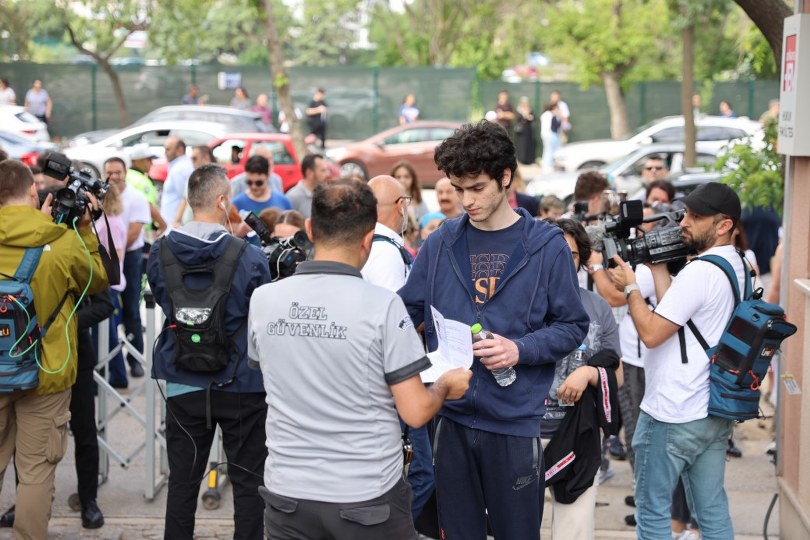 YKS’nin ilk oturumu sona erdi