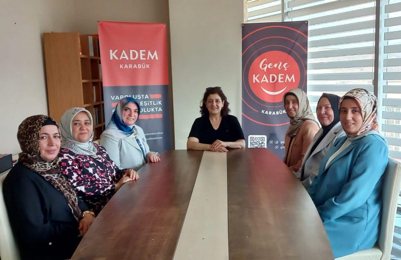 Süreyya Yavuz Hanımefendi, KADEM Karabük İl Temsilciliğini Ziyaret Etti