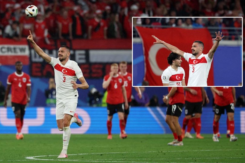 ‘Türk olmaktan gurur duyuyorum’