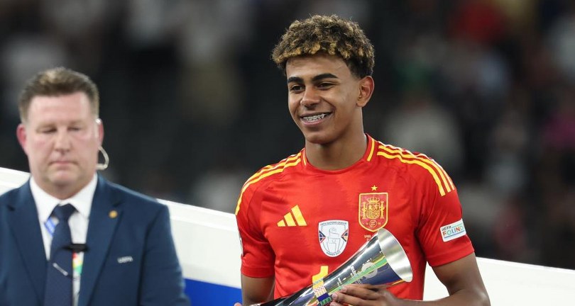 Lamine Yamal, tarihe geçti