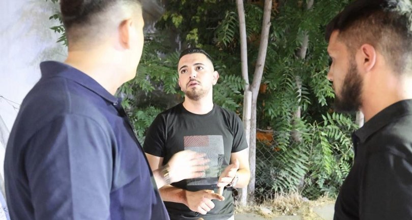 Polise polisi şikayet etti