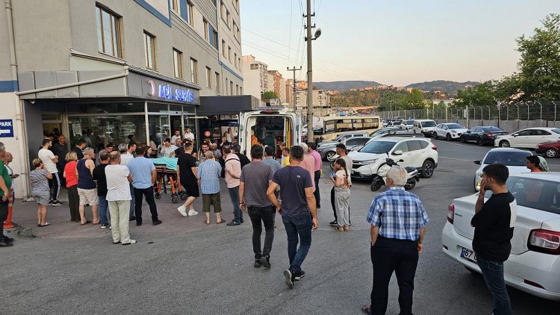 Ereğli’de Balkondan Atlayan Kadının Hayati Tehlikesi Sürüyor