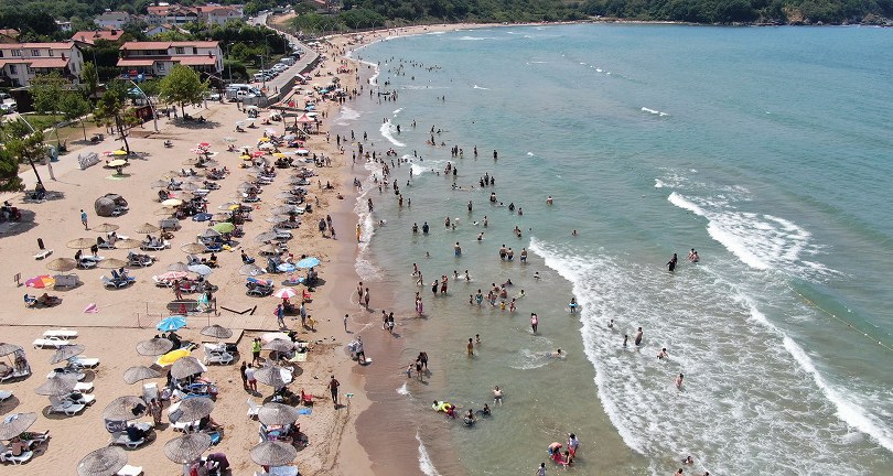 Sıcak hava yasak dinletmedi