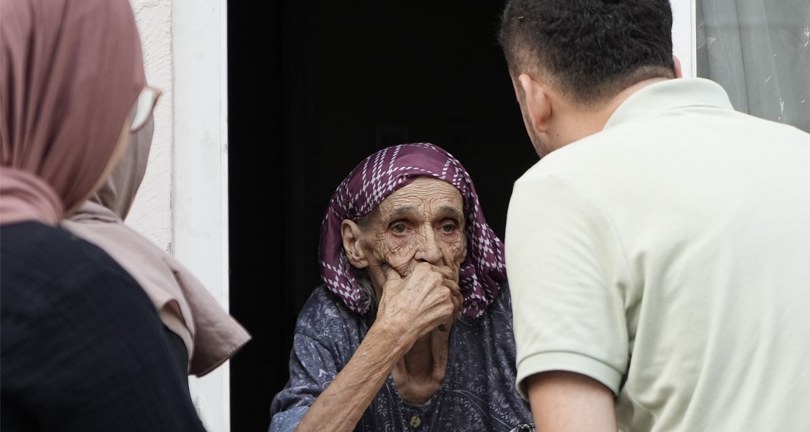 94 yaşındaki ninenin dramı…Sosyal medyada paylaşıldı, konuk evine kaldırıldı
