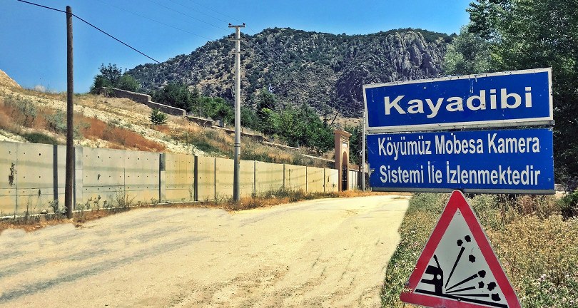 Su israfı yapan köylülere muhtardan duyulmamış anons