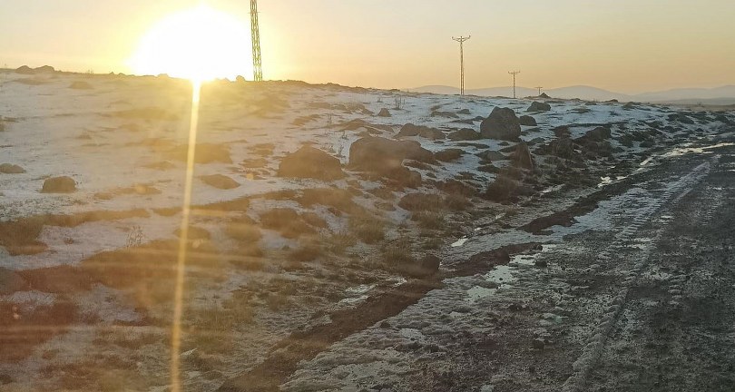 Ardahan beyaza büründü, Ağustos ayında şaşırtan görüntü