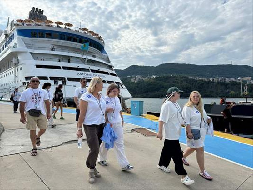 “Astoria Grande” kruvaziyeri Amasra’ya 50’nci seferini yaptı