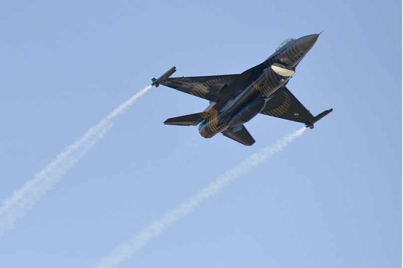 Ahlat’ta SOLOTÜRK gösterisi nefes kesti