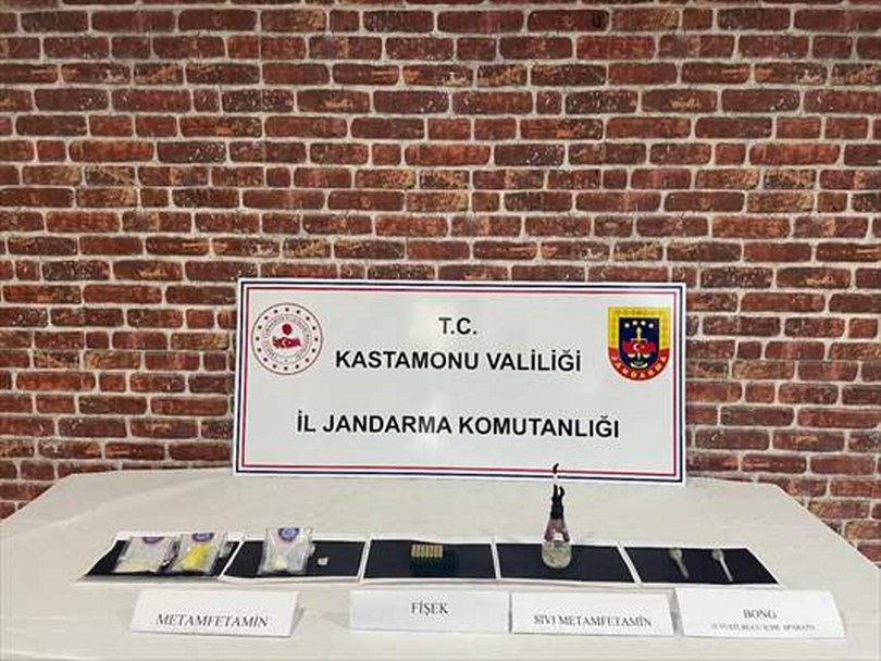 Kastamonu’da düzenlenen uyuşturucu operasyonunda 2 kişi yakalandı