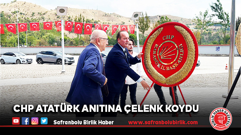 CHP ATATÜRK ANITINA ÇELENK KOYDU