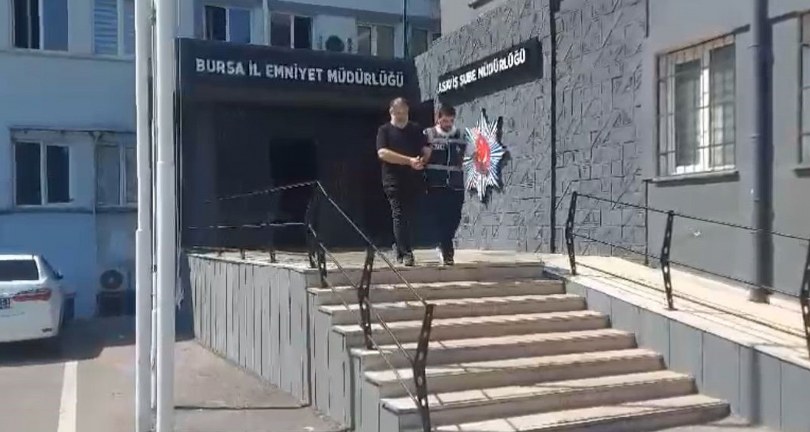 11 yıldır aranan şüpheli yakayı Whatsapp’tan ele verdi