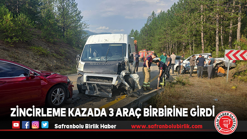 Zincirleme Kazada 3 Araç Birbirine Girdi