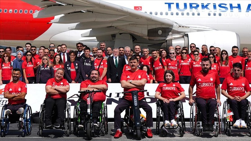 Milli paralimpik sporcuları Paris’e uğurlandı
