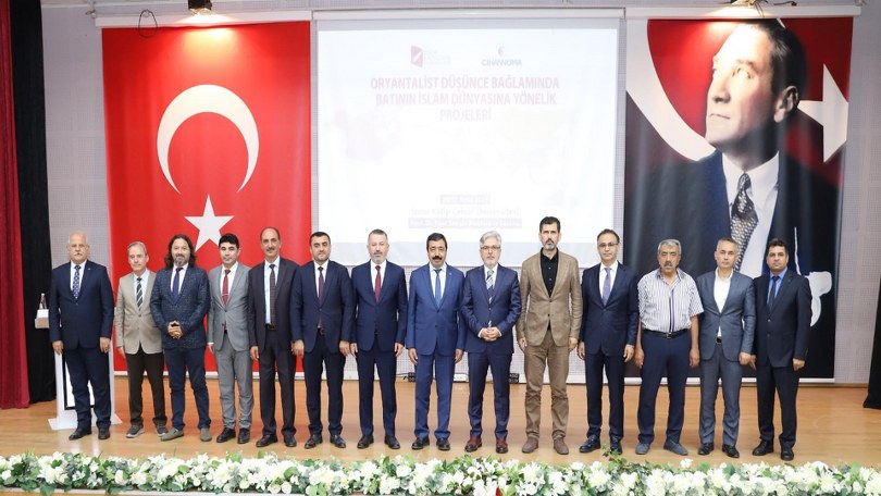 Rektör Kırışık, İslam Dünyasının Anlatıldığı Çalıştay da Yer Aldı