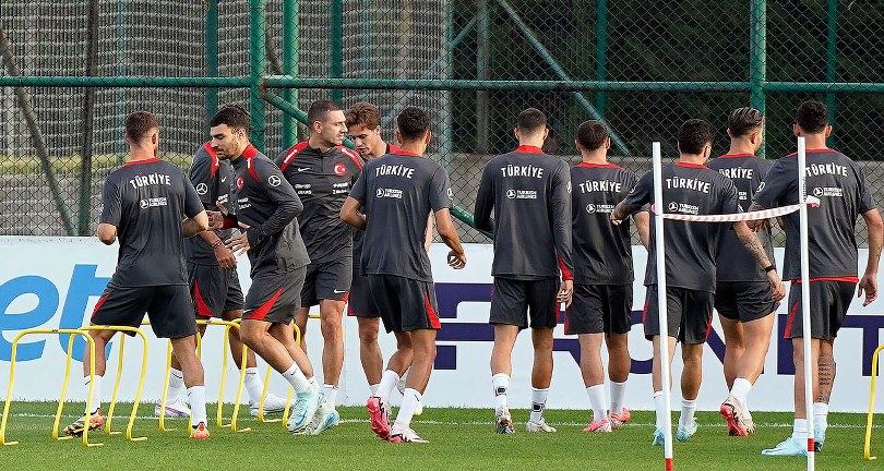 A Milli Futbol Takımı, İzmir’de İzlanda ile karşılaşacak