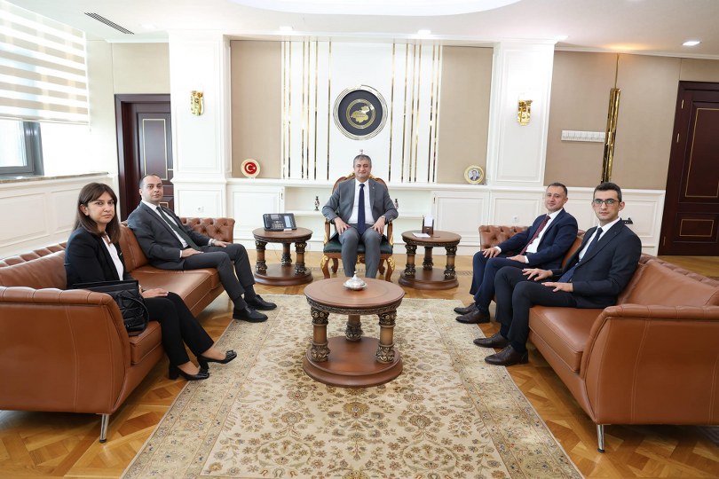 Vali Yavuz, Gümrük ve Ticaret Yetkilileriyle İstişarelerde Bulundu