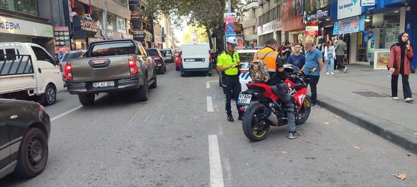 Zonguldak’ta trafik denetiminde 7 motosiklet sürücüsüne 17 bin 960 lira ceza