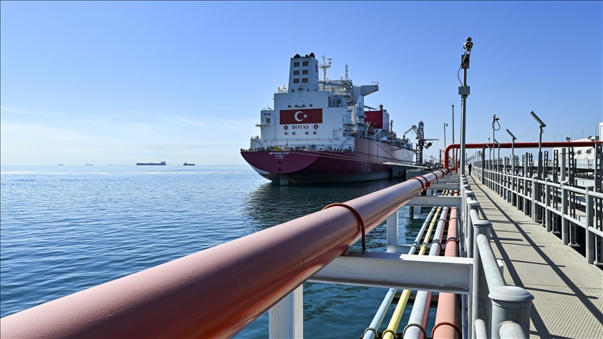 Türkiye, doğal gaz temininde  LNG atılımıyla güçleniyor