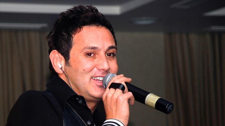 Metin Arolat hayatını kaybetti