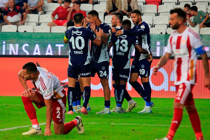 Perdeyi Tadic açtı! Fenerbahçe, Antalya’da fire vermedi