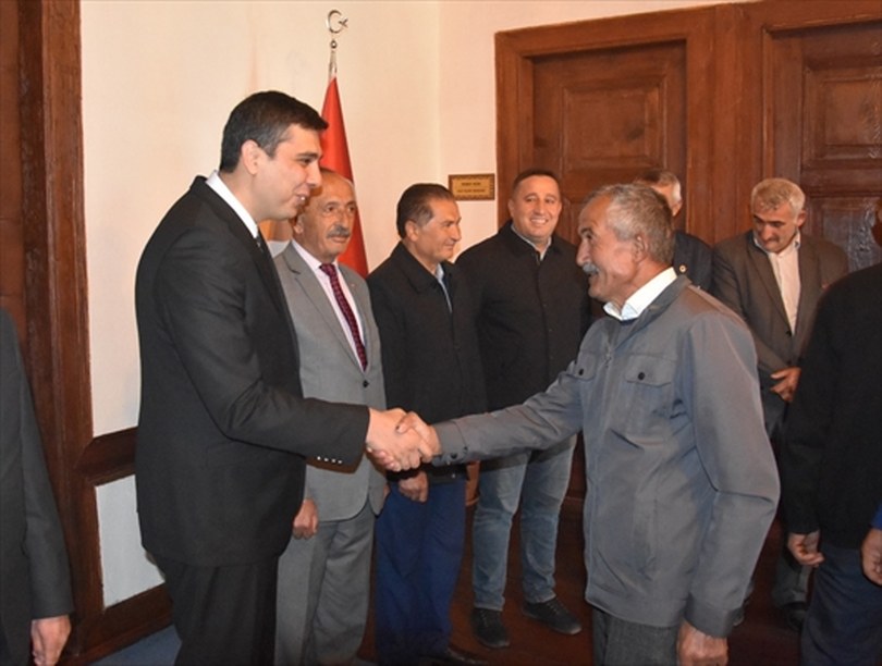 Kastamonu’da muhtarlardan Türk Silahlı Kuvvetlerine 100 bin lira bağış