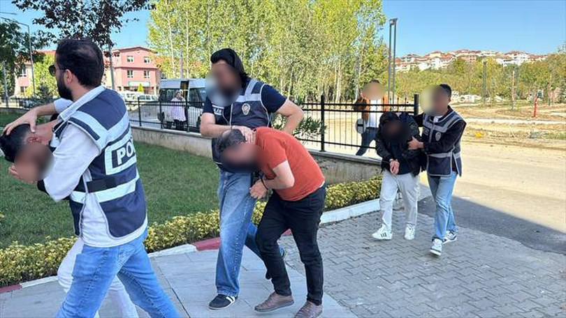 Bartın Merkezli Operasyonda 5 Dolandırıcı Gözaltına Alındı