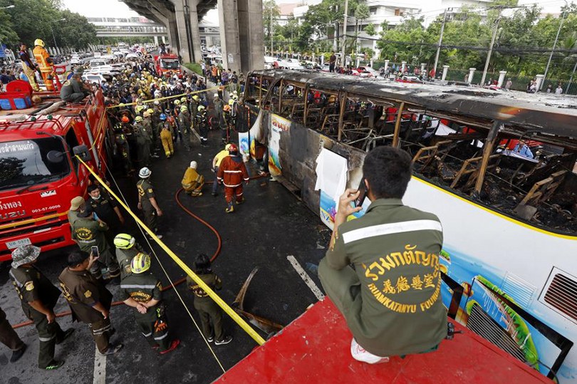 Tayland’da okul servisi yandı: 16 çocuk ve 3 öğretmen öldü