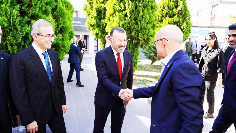 Rektör Kırışık, Bakan Şimşek İle Bir Araya Geldi