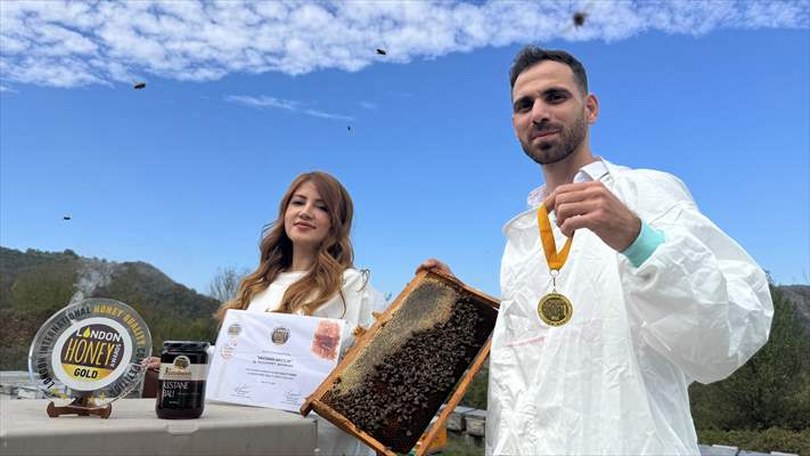 Zonguldaklı Çift, Londra’da Altın Bal Ödülü Kazandı