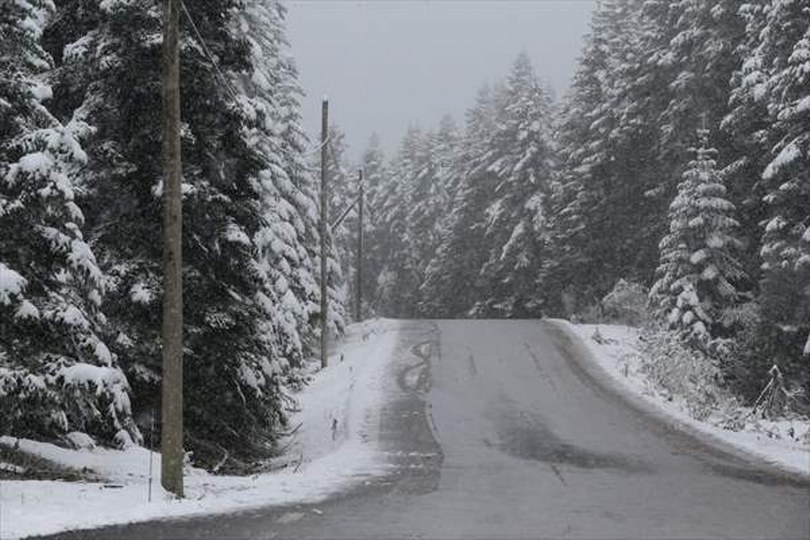 Bolu’nun yüksek kesimlerinde kar etkili oldu